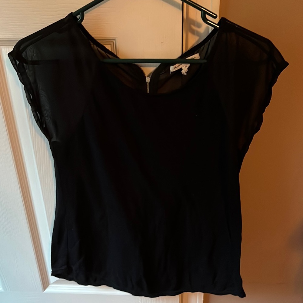 American eagle black top size small